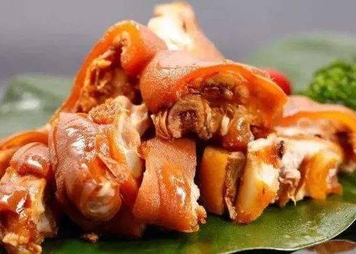 王大瓜吃猪蹄视频,趣味横生美食瞬间